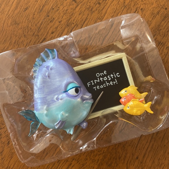 Hallmark keepsake ornament: One FINtastic Teacher! New, never opened, RARE! - Picture 3 of 3